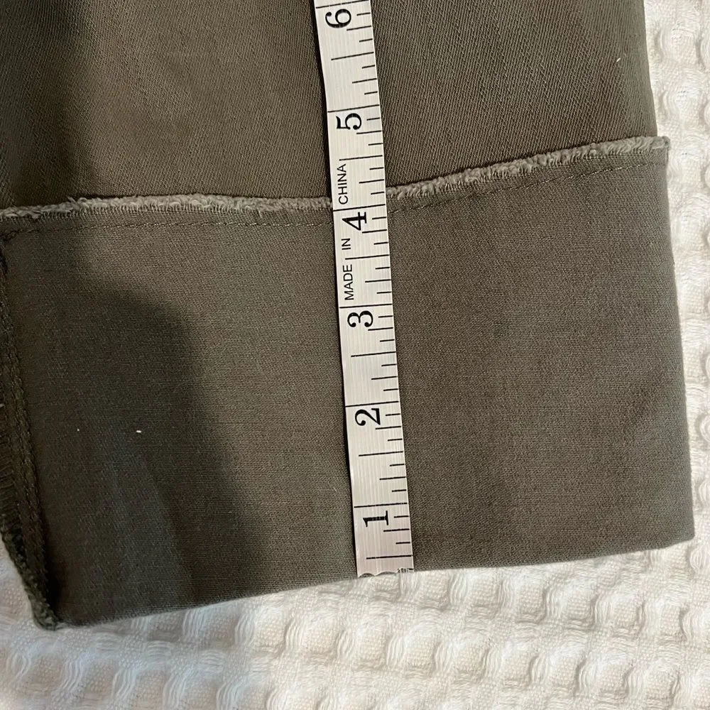 Style & Co Olive Capri Pants size 14